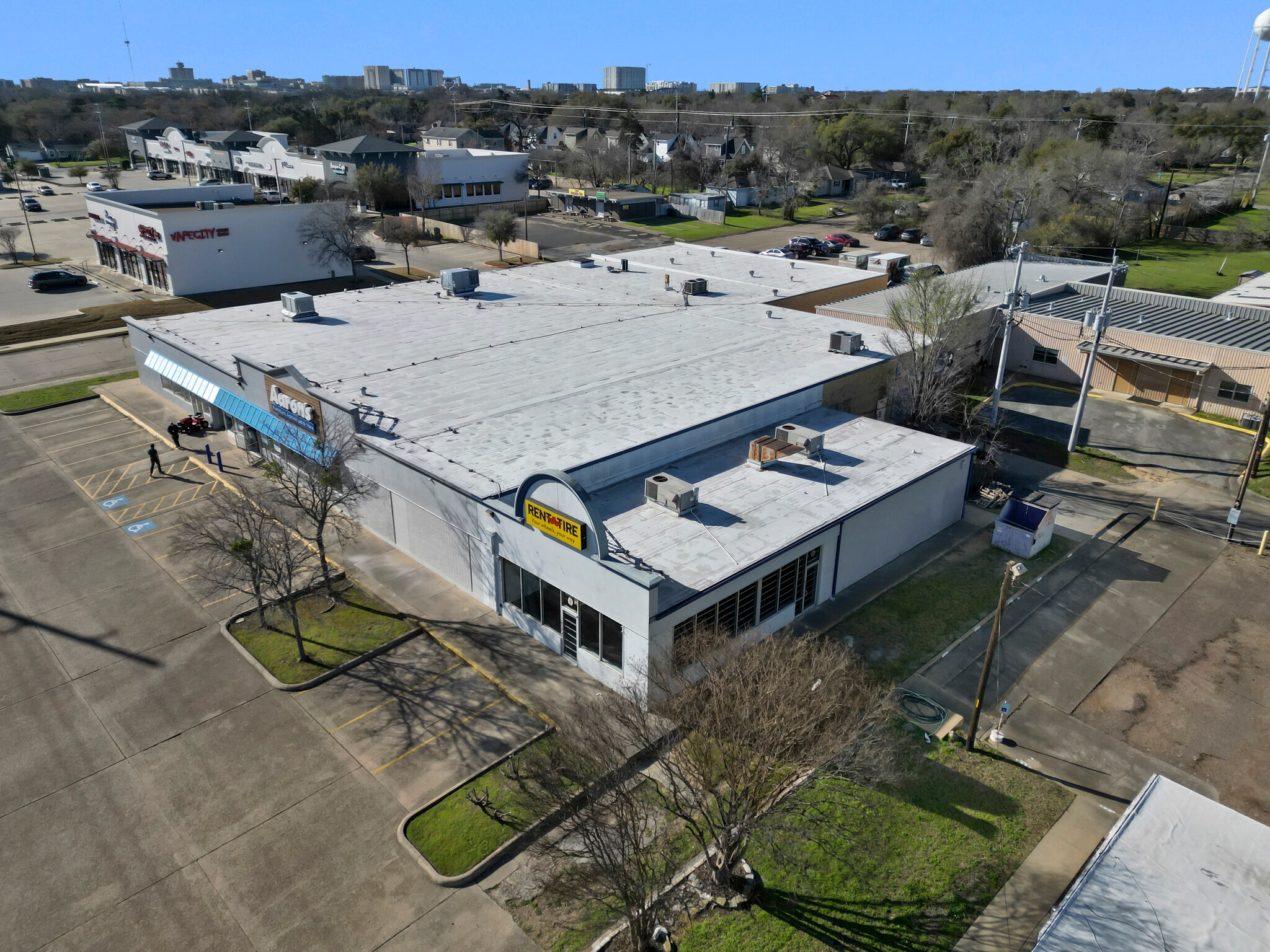 3514-3518 S Texas Ave, Bryan, TX for lease Building Photo- Image 1 of 6