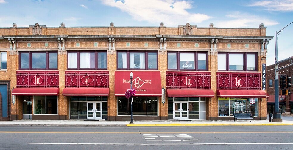 302 E Howard St, Hibbing, MN à louer - Photo du bâtiment - Image 2 de 10