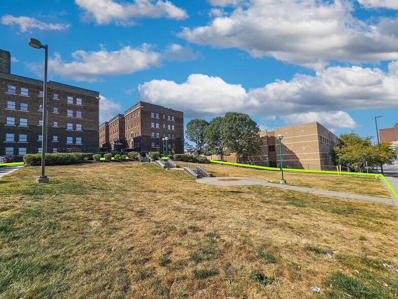 NWC 20th & Jones Street, Omaha, NE à vendre - Photo du bâtiment - Image 3 de 8