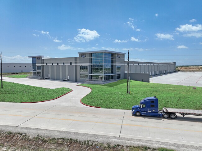 Plus de détails pour 7505 Fisher Rd, Baytown, TX - Industriel à louer
