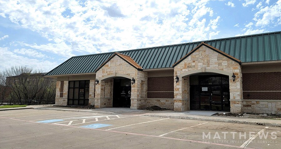 500 N Valley Pky, Lewisville, TX à louer - Photo du bâtiment - Image 1 de 2