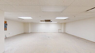 320 Queen St, Ottawa, ON for lease Interior Photo- Image 2 of 5