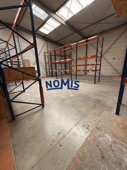 Local d'activités dans La Chapelle-sur-Erdre à vendre - Photo intérieure - Image 3 de 6