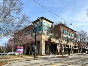 1523 Elizabeth Ave, Charlotte, NC à louer Photo intérieure- Image 1 de 7