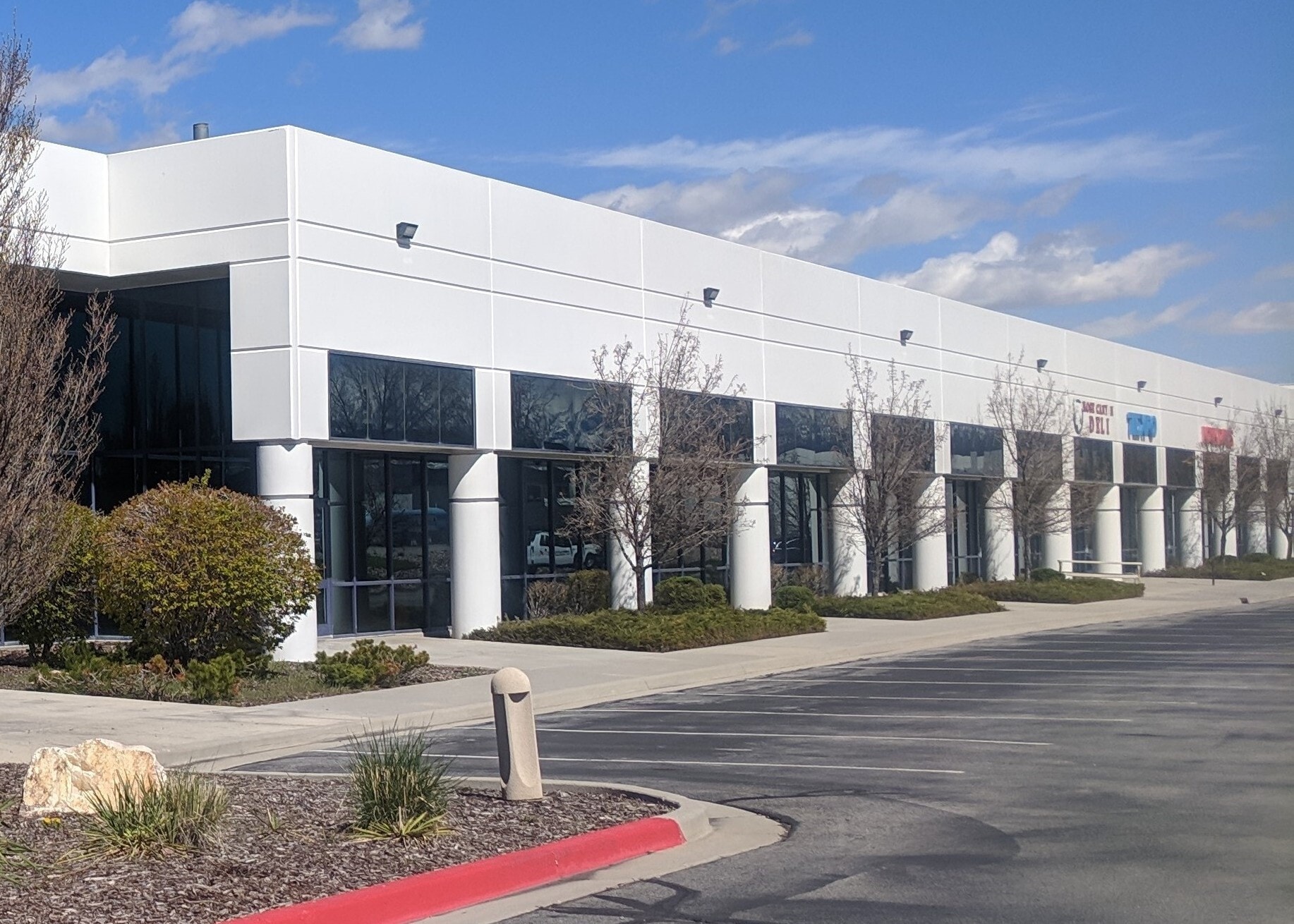 3676 W California Ave, Salt Lake City, UT for lease Interior Photo- Image 1 of 1