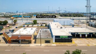 Plus de détails pour 1312 Leopard St, Corpus Christi, TX - Bureau à vendre