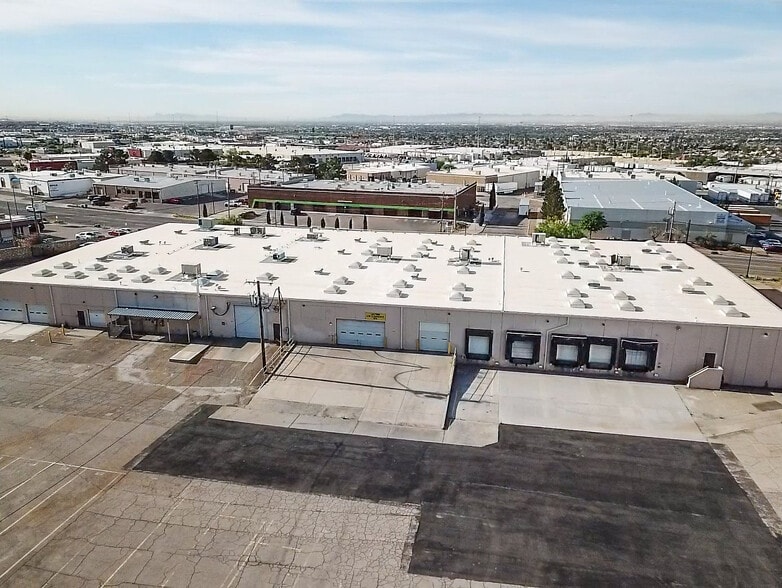 10841 Pellicano Dr, El Paso, TX for lease - Building Photo - Image 3 of 18