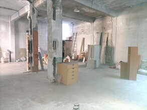 Industrial in Madrid, MAD for lease Interior Photo- Image 2 of 14