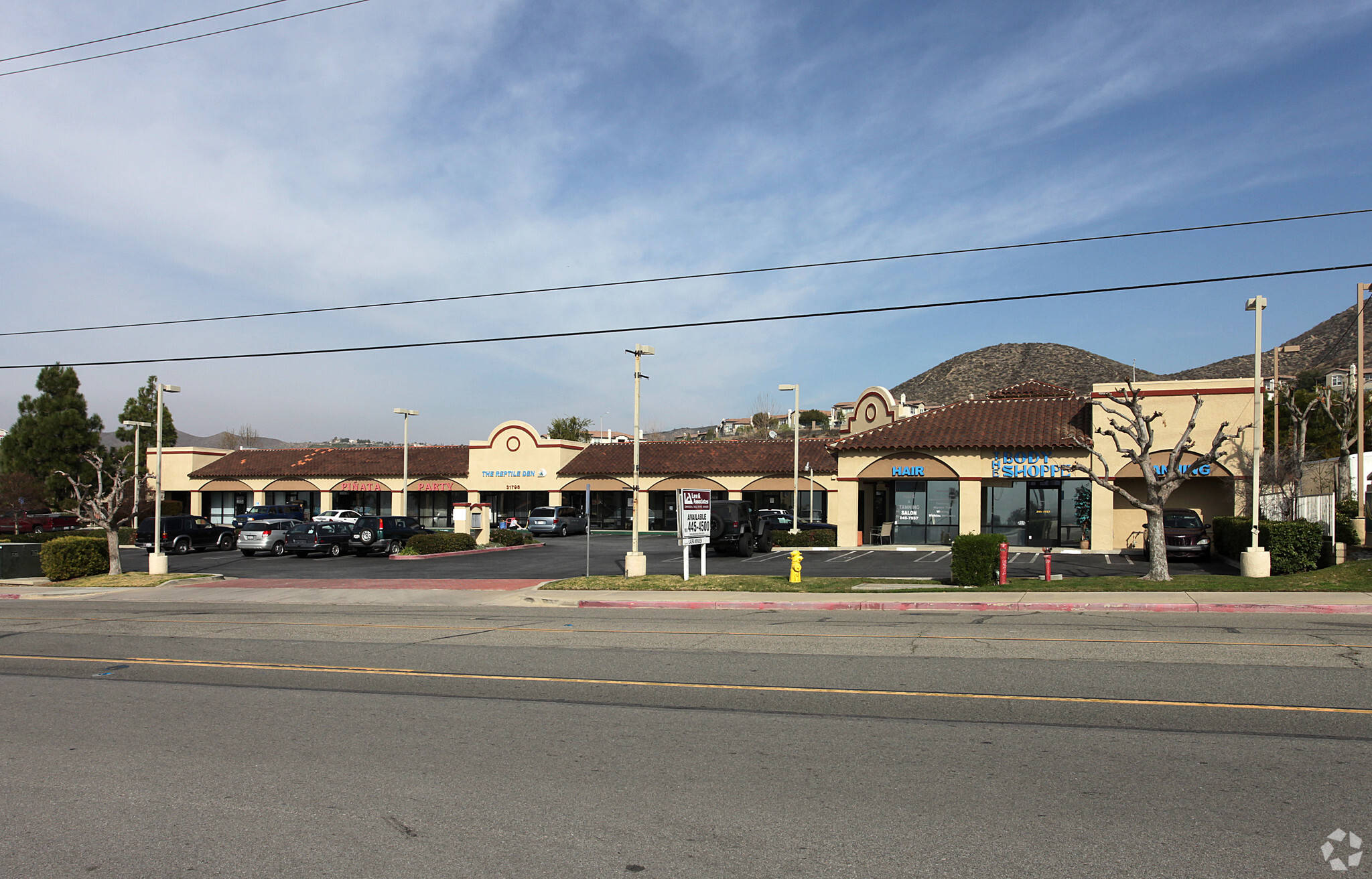 31796 Casino Dr, Lake Elsinore, CA for lease Building Photo- Image 1 of 5