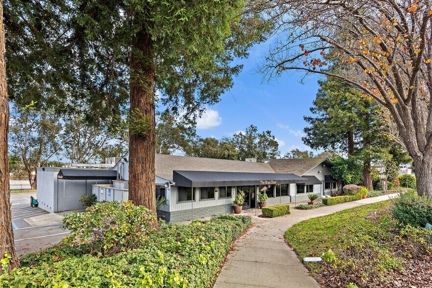 2154 San Ramon Valley Blvd, San Ramon, CA à vendre - Photo du bâtiment - Image 1 de 8