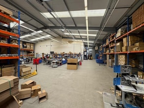 Fourth Av, Manchester for lease Interior Photo- Image 1 of 2