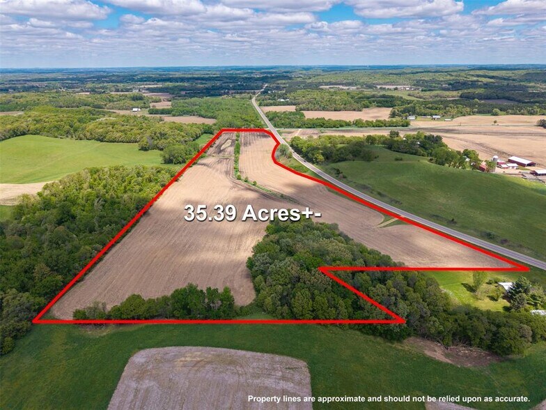 35 acres Hwy 37 & Old Town Road, Mondovi, WI à vendre - Photo du bâtiment - Image 2 de 12