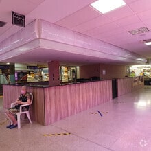 Calle de Valderribas, 30, Madrid, Madrid for lease Interior Photo- Image 2 of 3