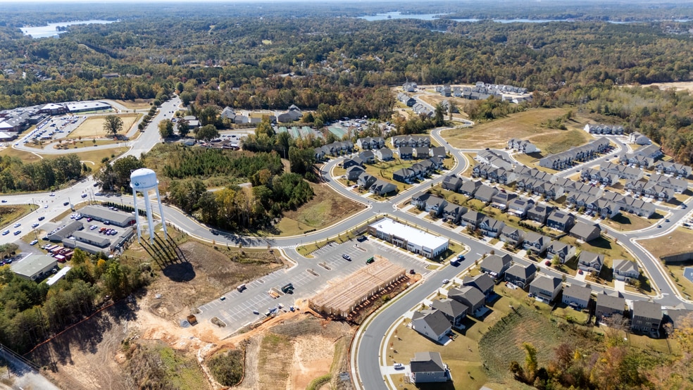 1244 Hubert Graham way, Tega Cay, SC for lease - Building Photo - Image 3 of 7