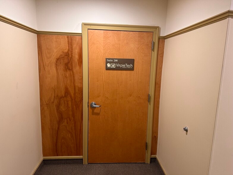 1449 Old Waterbury Rd, Southbury, CT for lease - Building Photo - Image 3 of 15