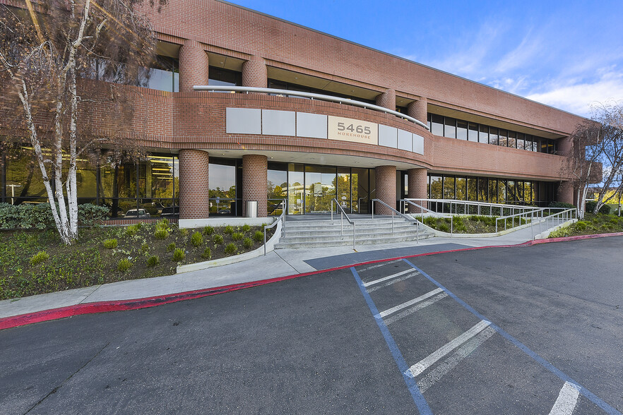 5465 Morehouse Dr, San Diego, CA for lease - Building Photo - Image 3 of 11