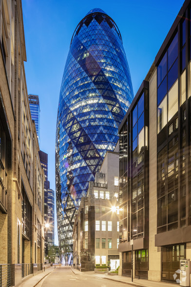 30 St Mary Axe, London for lease - Building Photo - Image 2 of 8