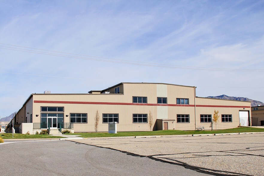 846 W 200 N, Ogden, UT à louer - Photo du bâtiment - Image 2 de 13