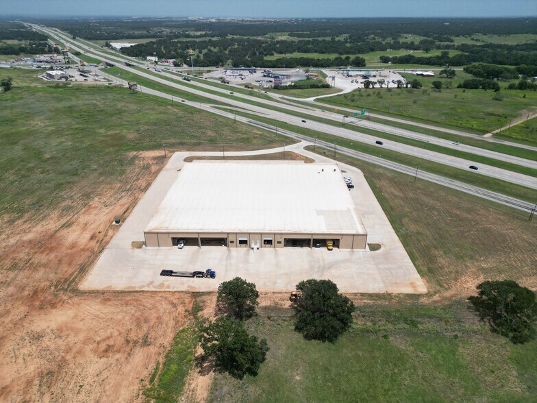 Interstate 20, Santo, TX à louer - Photo du bâtiment - Image 3 de 8