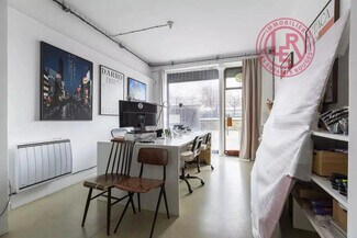 Plus de détails pour Commerce de détail à vendre