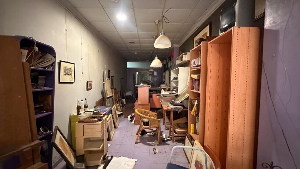 Retail in Carlet for sale - Interior Photo - Image 2 of 9