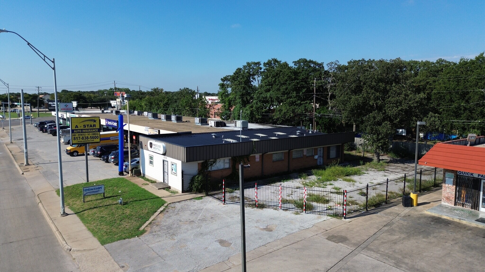 1321 N Beach St, Fort Worth, TX à vendre Photo du bâtiment- Image 1 de 1