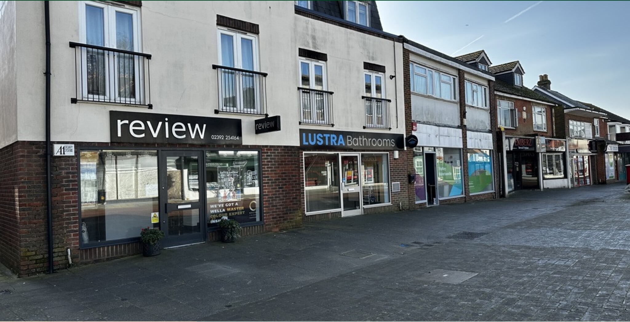 256 London Rd, Waterlooville à vendre Photo du bâtiment- Image 1 de 8