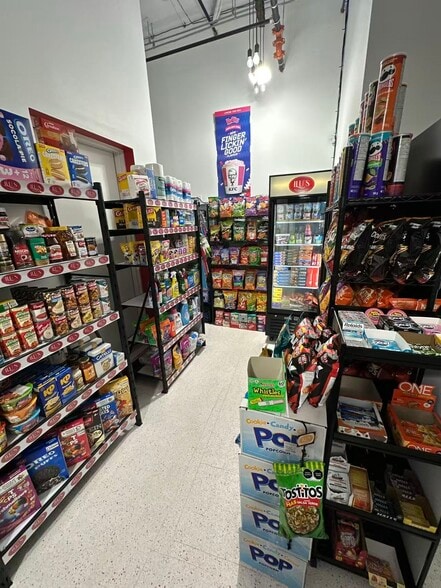 2180 Kelly Av, Port Coquitlam, BC à vendre - Photo principale - Image 1 de 3