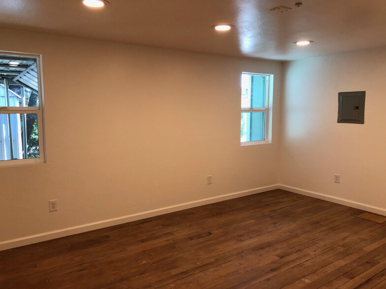 2952 Mendocino Ave, Santa Rosa, CA for lease - Interior Photo - Image 2 of 10