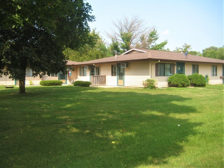 102 8th Ave NW, Oelwein, IA à vendre - Autre - Image 3 de 7