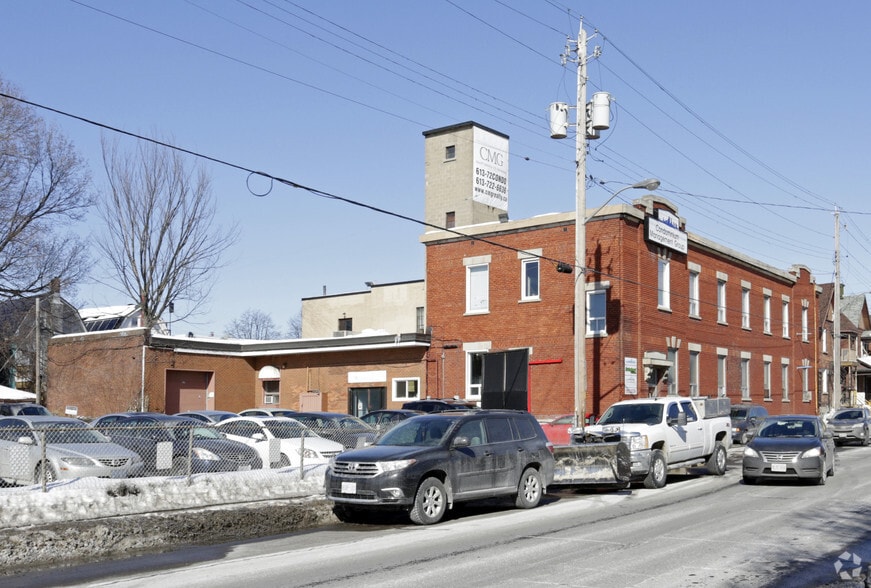 333-335 Catherine St, Ottawa, ON for sale - Building Photo - Image 1 of 1