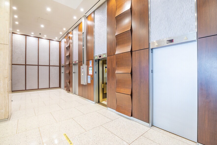 1001 6th Ave, New York, NY à louer - Hall d’entrée - Image 2 de 14