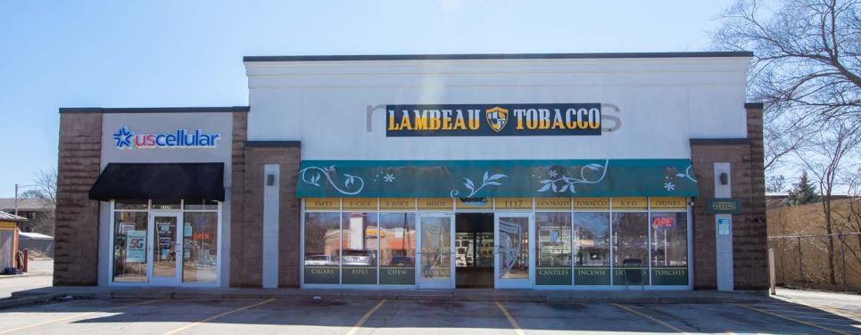 1117 W Main St, Whitewater, WI à louer - Photo du bâtiment - Image 2 de 4