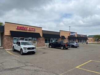 Plus de détails pour 401-407 N Clippert St, Lansing, MI - Commerce de détail à louer