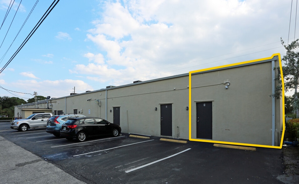 750 S Old Dixie Hwy, Jupiter, FL for lease - Building Photo - Image 3 of 4