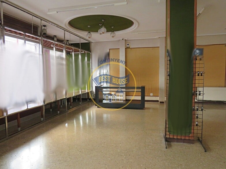 Retail in Ontinyent, Valencia for lease - Building Photo - Image 1 of 12