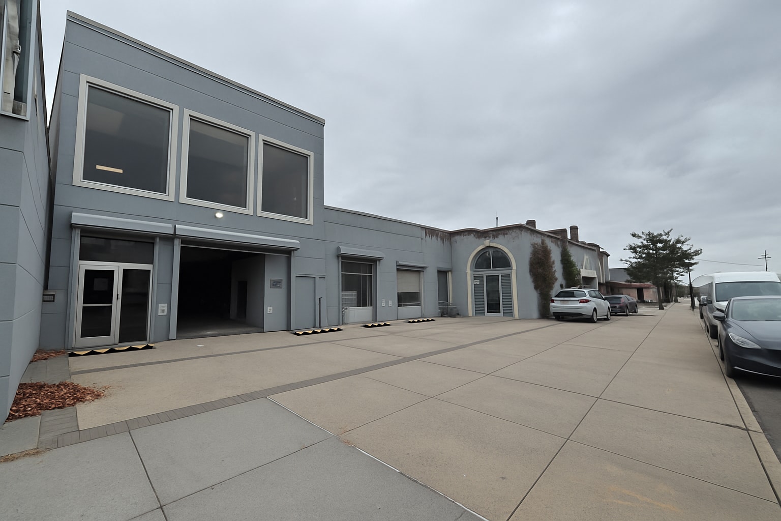 12419 Metropolitan Ave, Kew Gardens, NY for lease Building Photo- Image 1 of 3