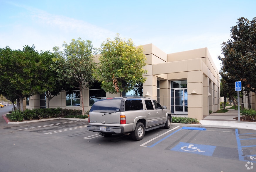16259 Laguna Canyon Rd, Irvine, CA for lease - Primary Photo - Image 2 of 4