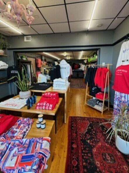 100-106 State St, Newburgh, IN à louer - Photo du bâtiment - Image 3 de 11