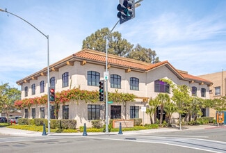 Plus de détails pour 131-155 S Main St, Milpitas, CA - Bureau/Médical à louer