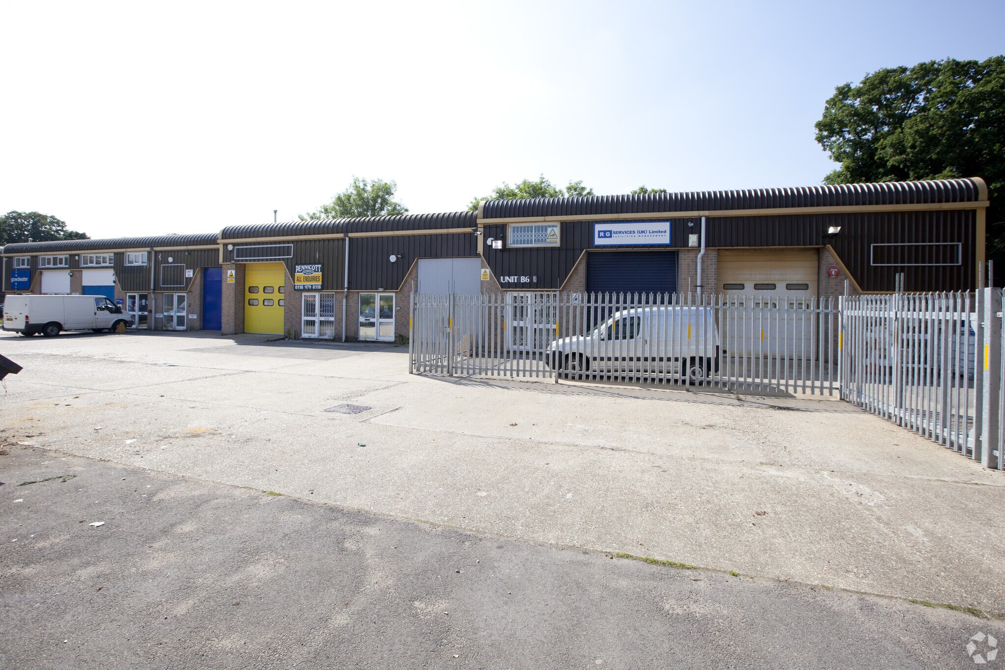 23-29 Ivanhoe Rd, Wokingham à vendre Photo principale- Image 1 de 13