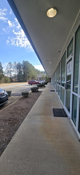 100 Governors Trace, Fayetteville, GA à louer - Photo du bâtiment - Image 2 de 37