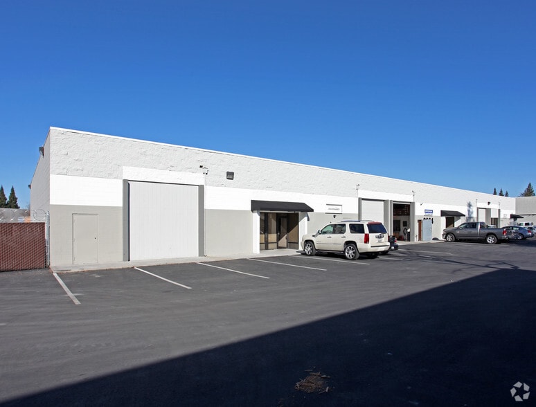 2660-2668 Mercantile Dr, Rancho Cordova, CA for lease - Building Photo - Image 3 of 3
