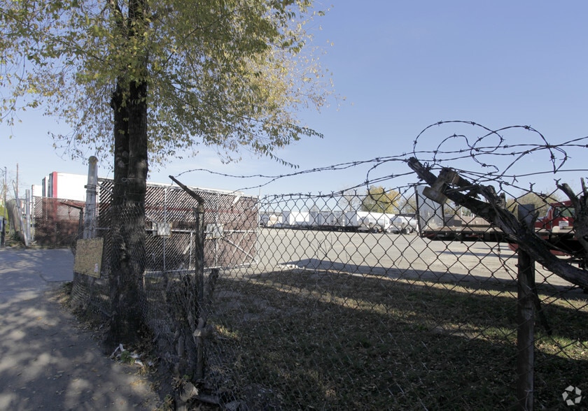 1476 River Ave, Camden, NJ à vendre - Photo du bâtiment - Image 2 de 2