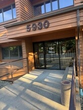 5930 Seminole Centre Ct, Madison, WI for lease Interior Photo- Image 1 of 11