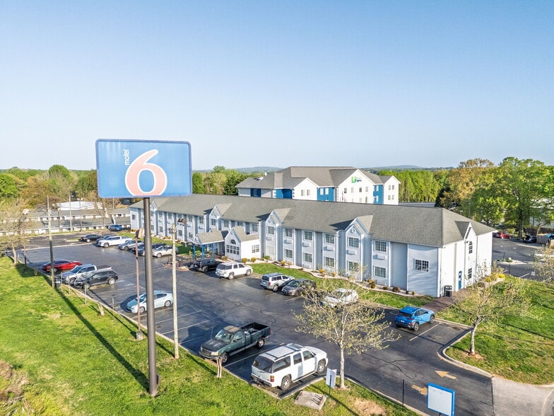 1901 Broadcast St, Gastonia, NC for sale - Building Photo - Image 3 of 62