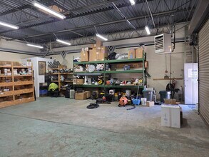 22 Van Buren Ave, Floral Park, NY for lease Interior Photo- Image 2 of 3