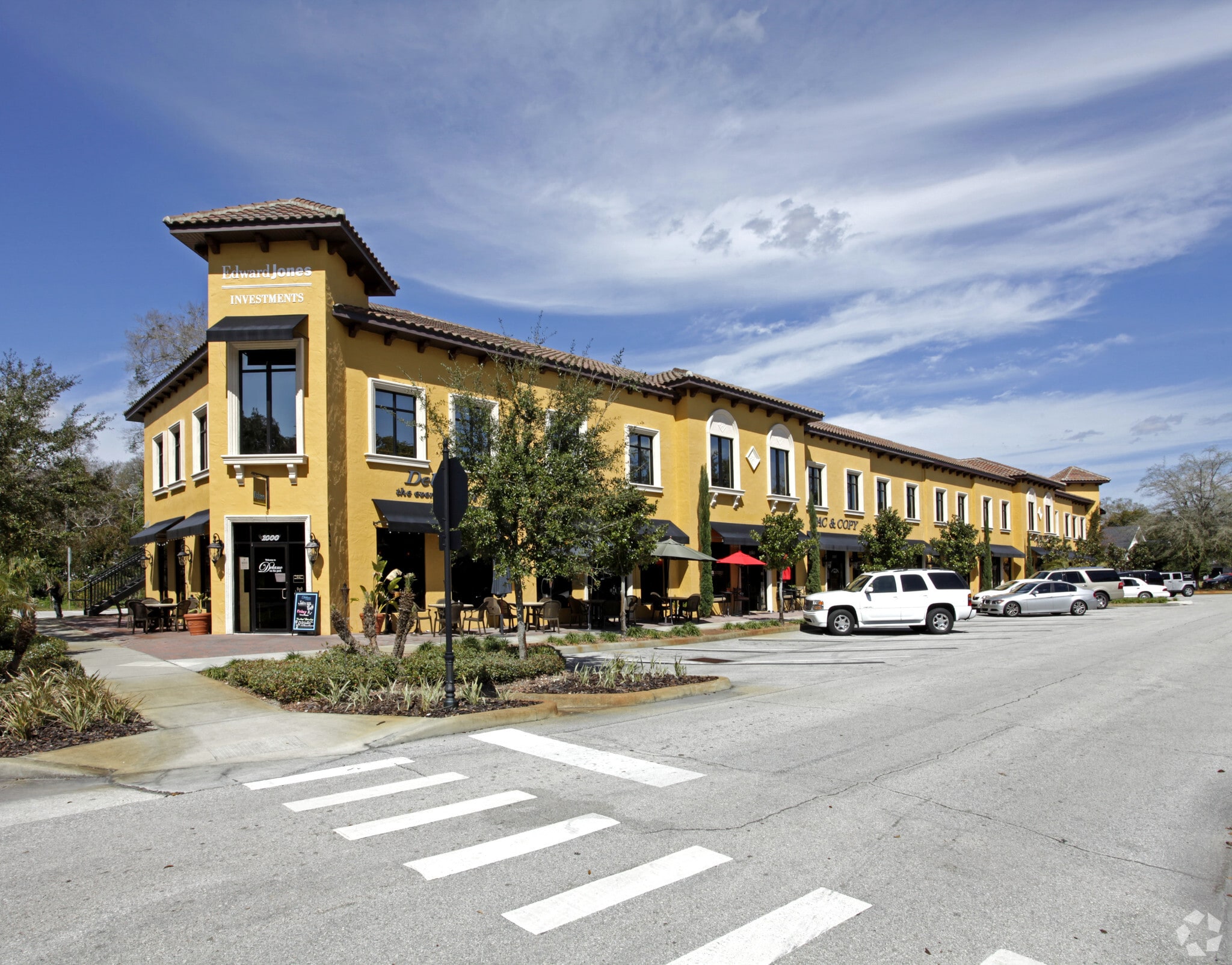 142-152 W Lakeview Ave, Lake Mary, FL for lease Building Photo- Image 1 of 24