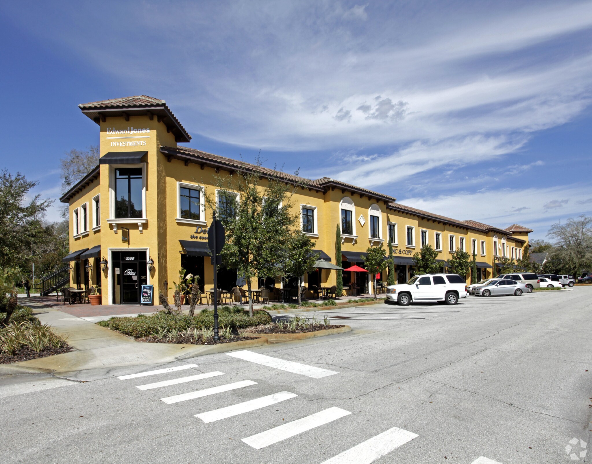 142-152 W Lakeview Ave, Lake Mary, FL à louer Photo du bâtiment- Image 1 de 24