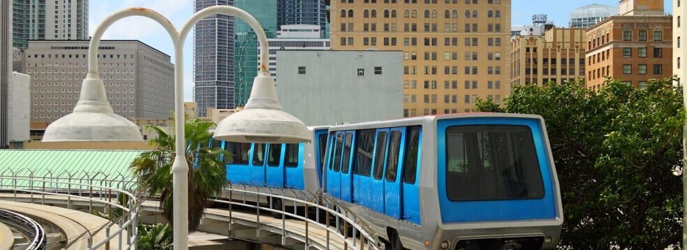 8 W Flagler St, Miami, FL à louer - Photo du bâtiment - Image 2 de 4